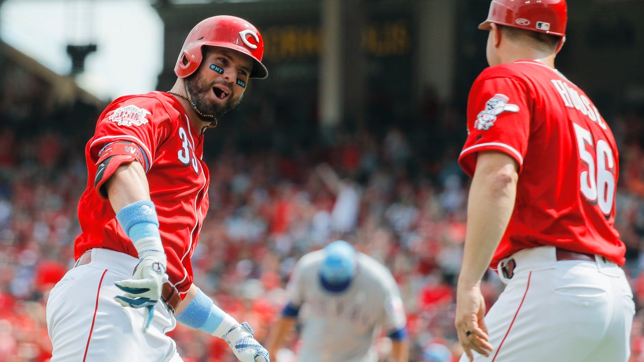 Winker paces Reds with 5 RBIs in 11-3 rout over Rangers